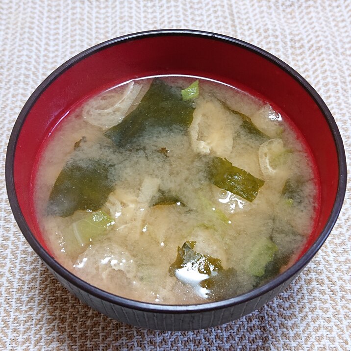 美容&育毛☆キャベツと揚げのお味噌汁